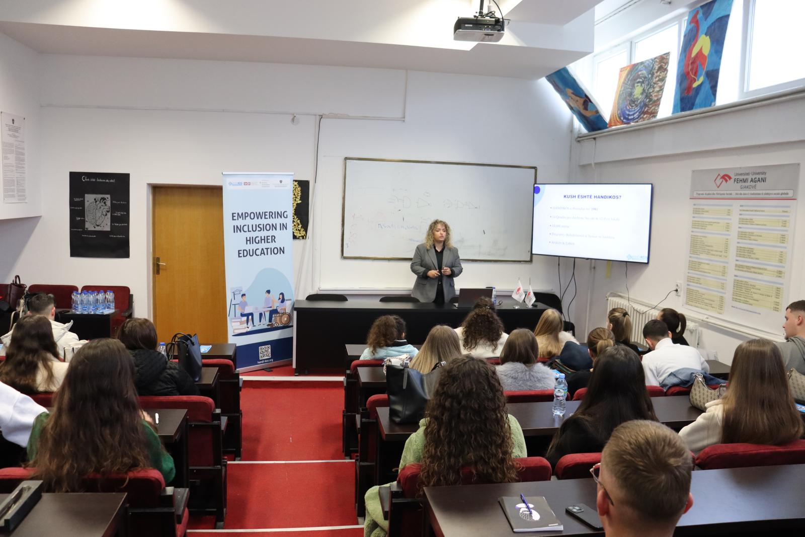 U mbajt sesioni informues “Empowering Inclusion in Higher Education (EIHE)” në Universitetin “Fehmi Agani” në Gjakovë
